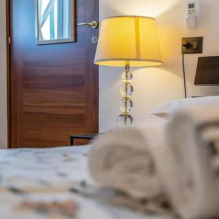 Borgo Antico Appartamento Paruzzaro